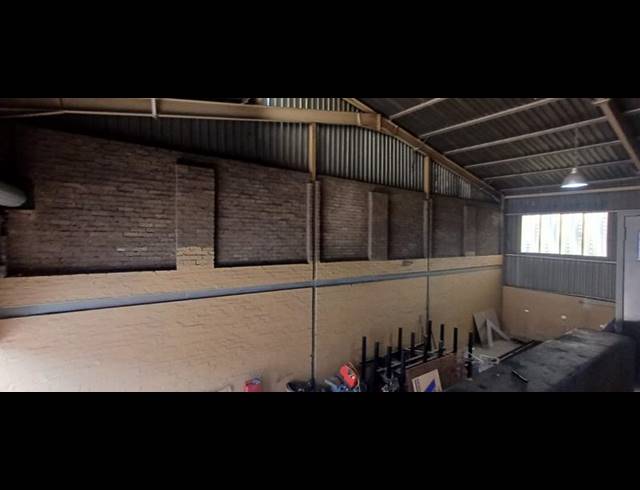 INDUSTRIAL FOR SALE IN SEBENZA